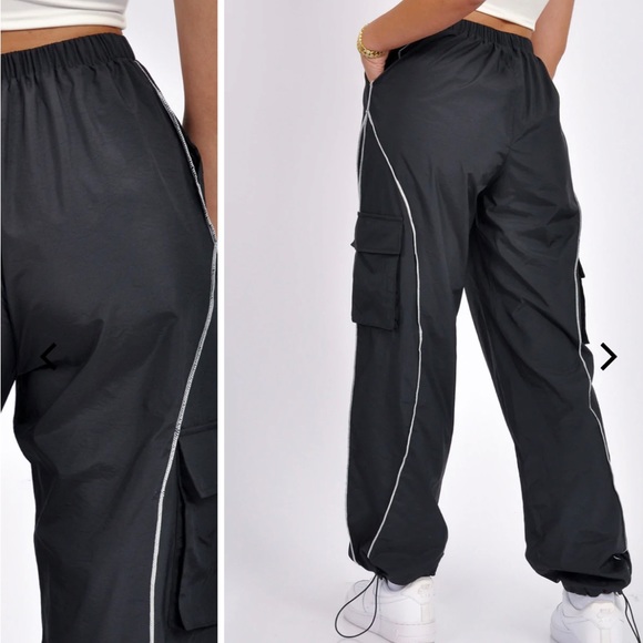 NWT Nylon Parachute Cargo Pants - Picture 3 of 3